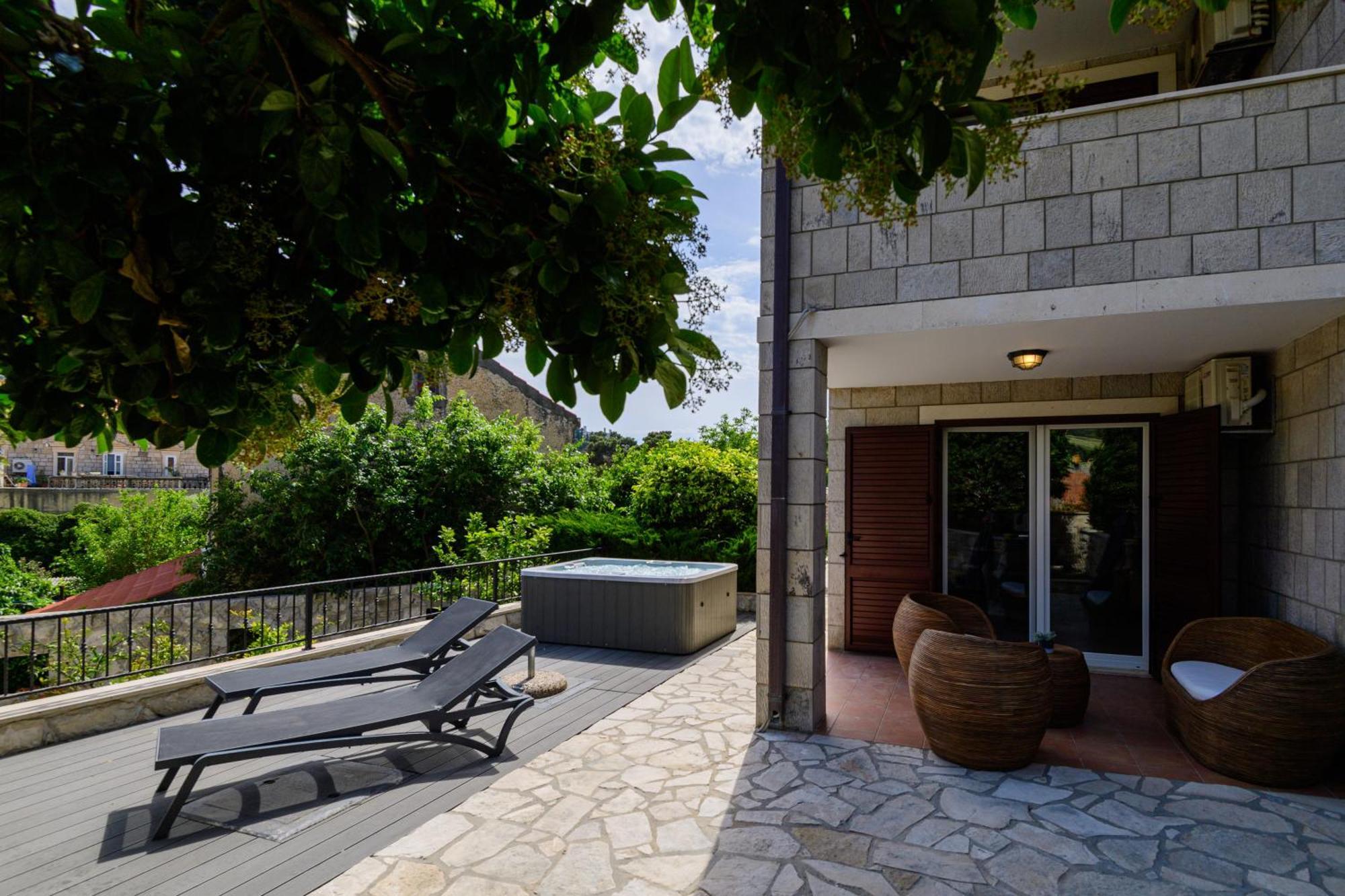 Apartments Kralj Ana Cavtat Eksteriør billede